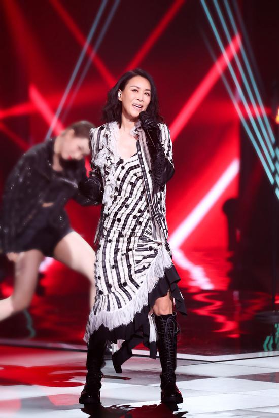 那英新歌，學(xué)習(xí)之旅的自信旋律，變化中的成就與旋律