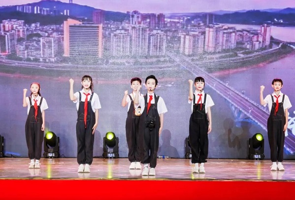 文化與時尚交融，最新廣場舞曲引領(lǐng)2024風(fēng)尚