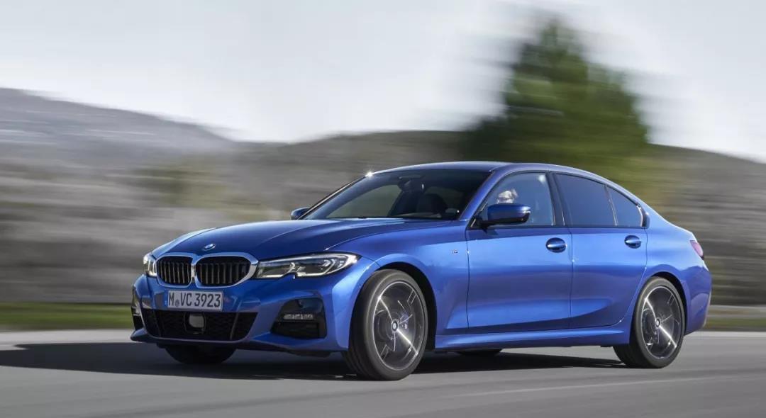 寶馬最新轎跑，購(gòu)買(mǎi)與使用指南全解析