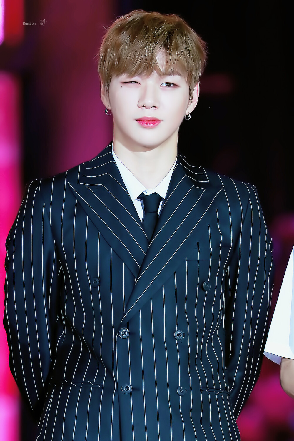 姜丹尼爾最新綜藝節(jié)目，自然美景的治愈之旅探索