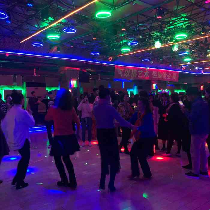 最新上海舞廳地址匯總，舞動魔都的熱門場所揭秘