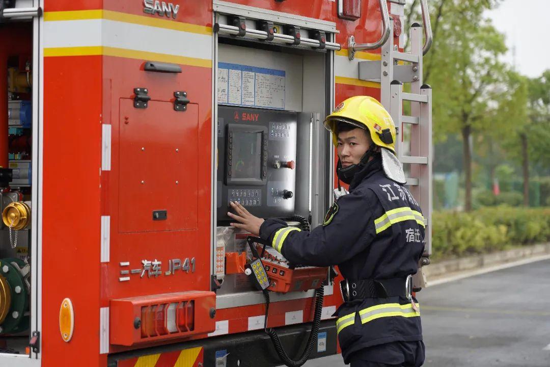 江蘇大火最新進(jìn)展，持續(xù)關(guān)注火勢(shì)情況及救援動(dòng)態(tài)