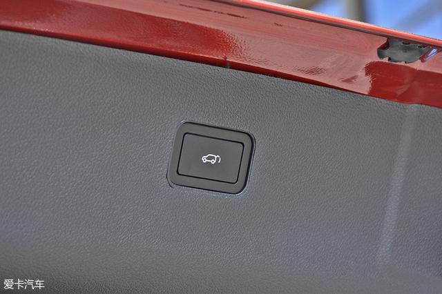 最新比速T5試駕體驗(yàn)，駕馭變化，自信與學(xué)習(xí)同行視頻