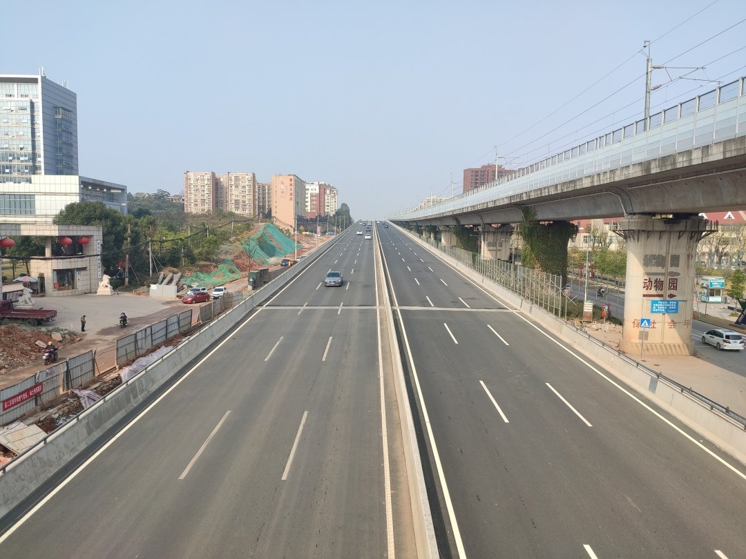 芙蓉路最新時尚潮流地標，綻放的潮流新寵！