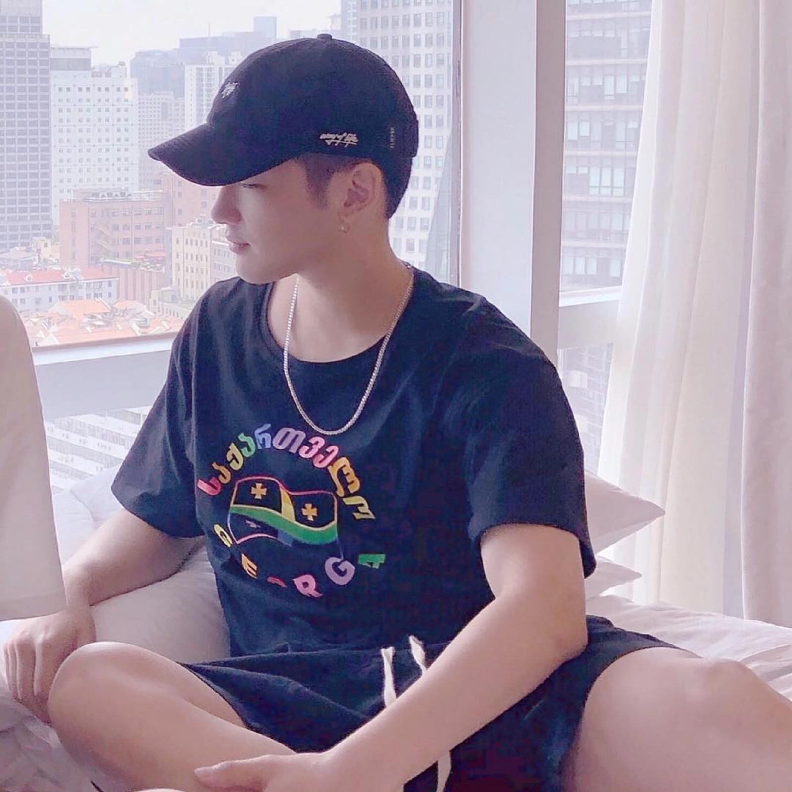 單人情侶的日常趣事，最新篇章