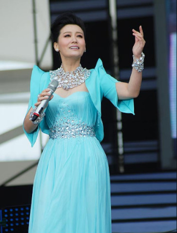 譚晶的最新,譚晶的最新動(dòng)態(tài)，音樂(lè)旅程的新篇章