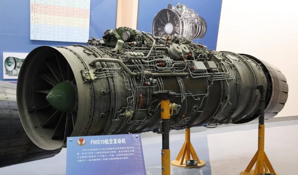 武直10新型發(fā)動機(jī)深度解析，性能特點(diǎn)與技術(shù)亮點(diǎn)揭秘