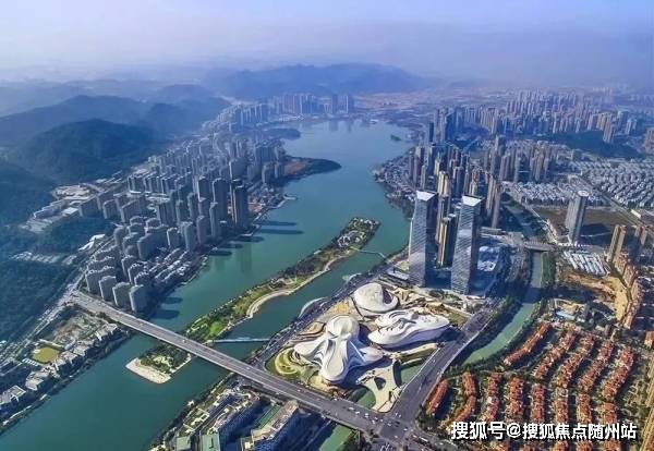 嘉善最新肺炎，自然美景之旅中尋找內(nèi)心平靜之路