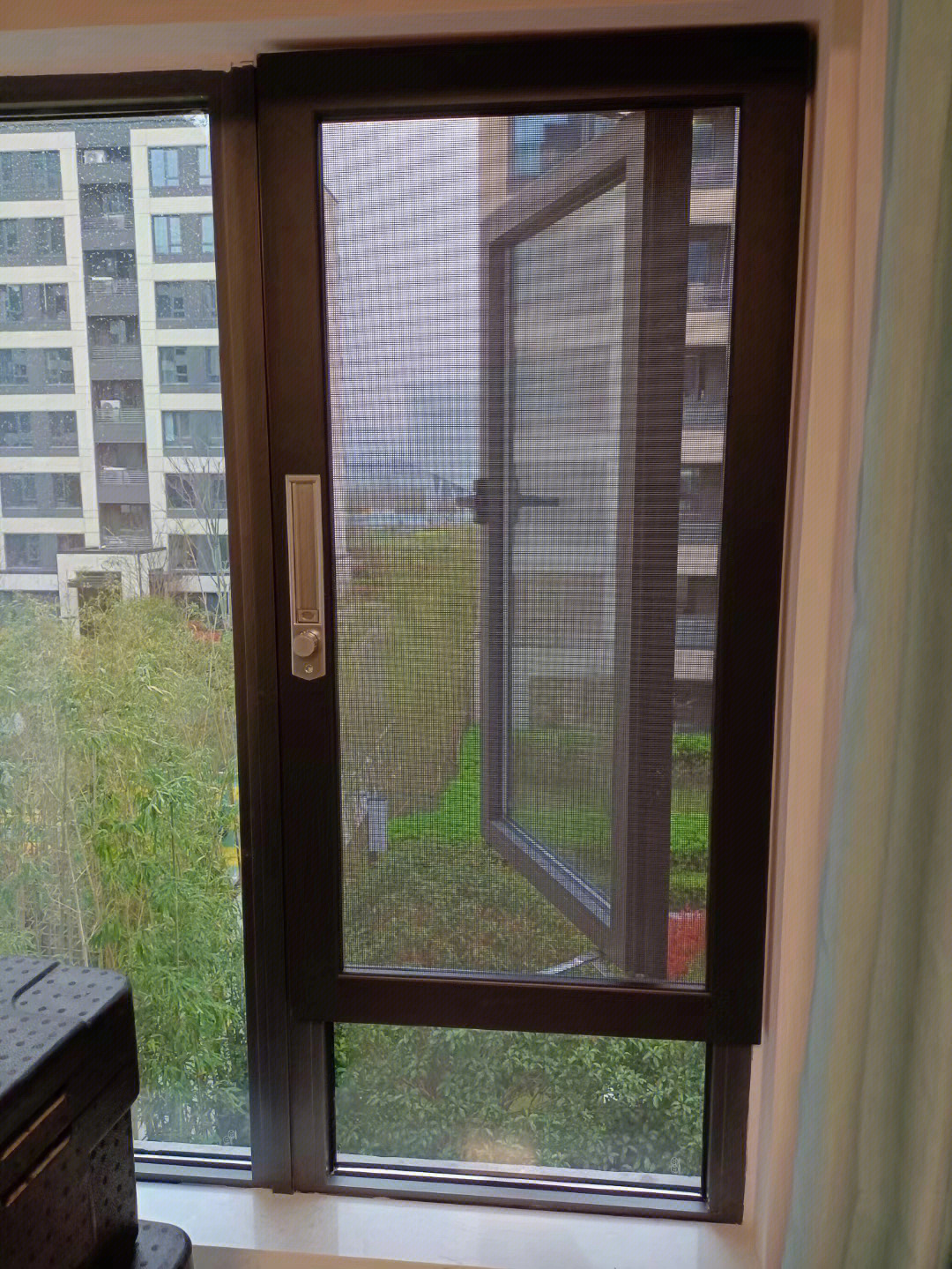 革新與舒適并存，最新型紗窗設(shè)計(jì)亮相