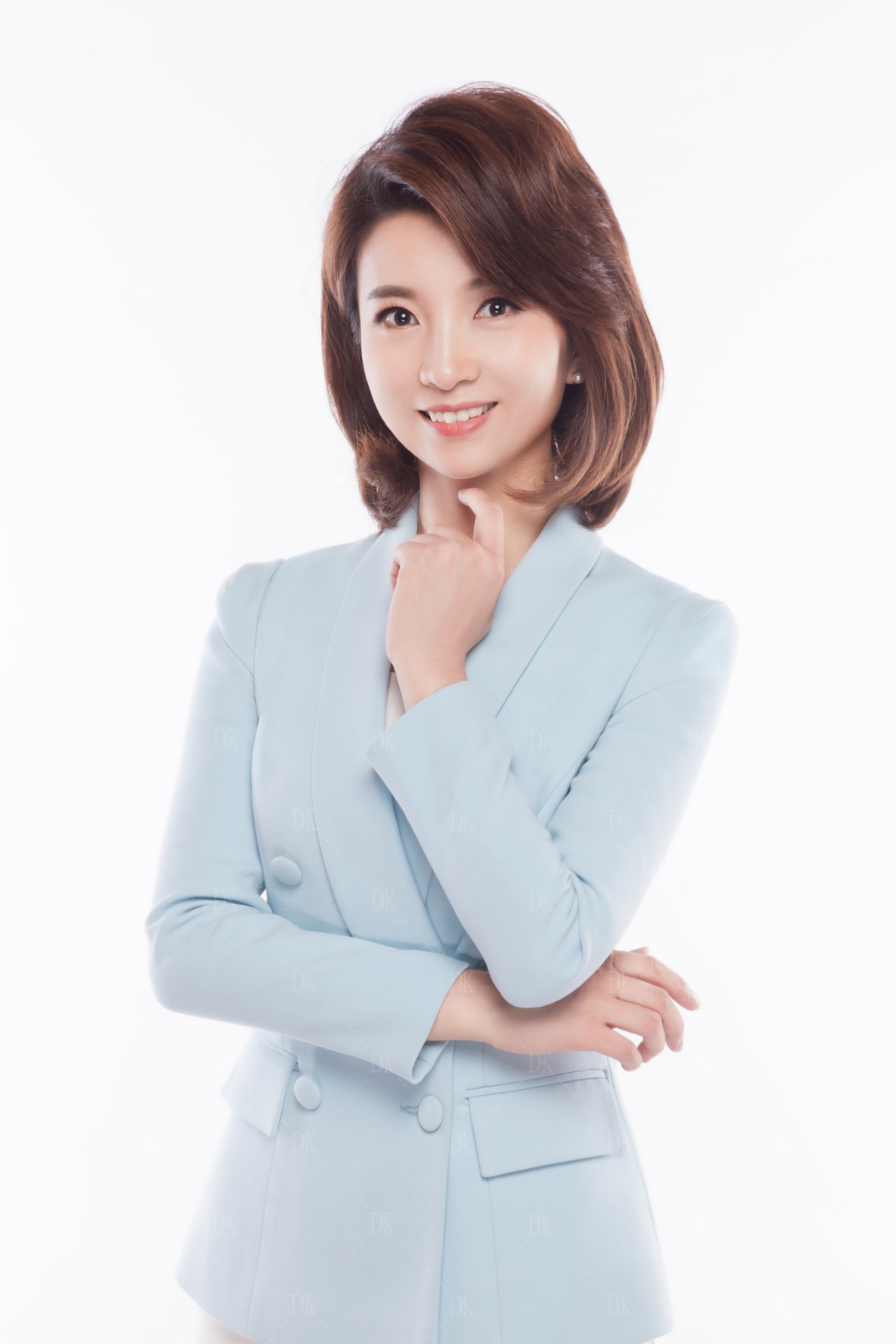 演員徐婧，舞臺(tái)到熒屏的蛻變之路——自信與成就感的彰顯