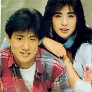 揭秘明星背后的故事，光環(huán)下的真實身份?