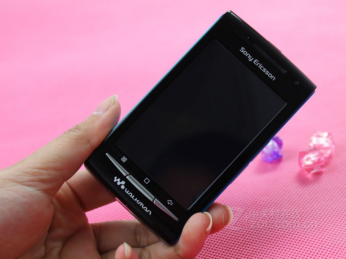 索尼愛(ài)立信新款手機(jī)，開(kāi)啟自然美景探索之旅