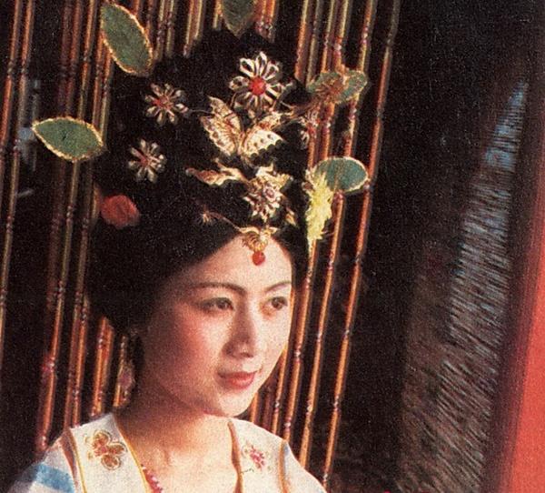 演員馬蘭圖片集，展現(xiàn)風(fēng)采的劇照欣賞