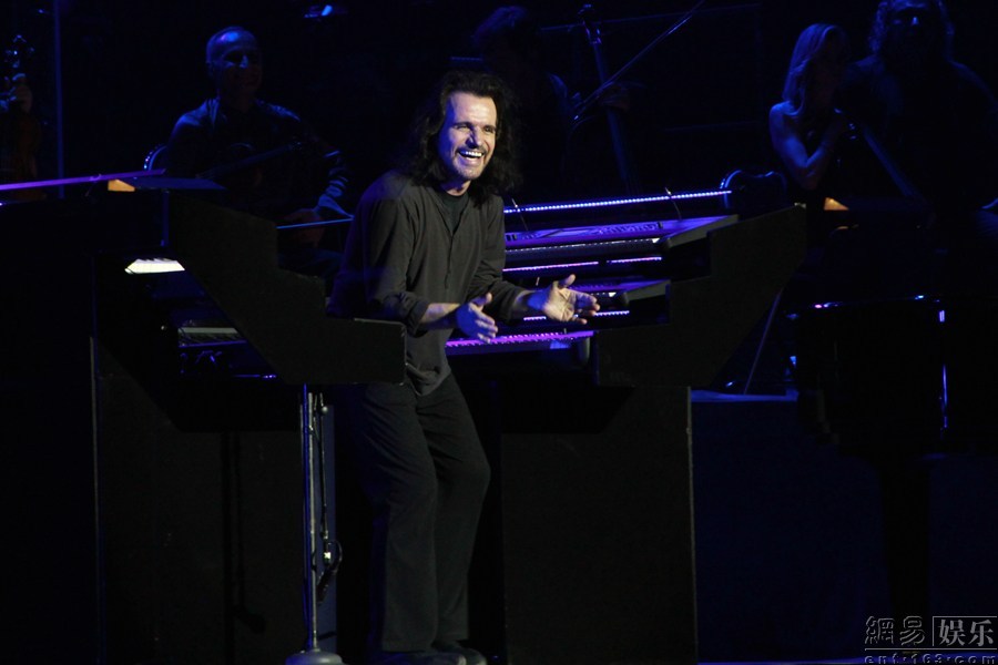 雅尼最新音樂專輯，音樂之家的溫馨日常之旅