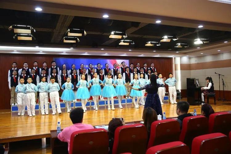 科技與藝術(shù)融合之作，智能合唱助手推薦適合合唱比賽的歌曲
