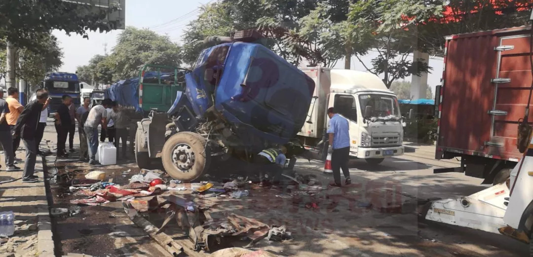 唐山車禍最新進(jìn)展，今日事故更新????悲痛消息持續(xù)更新中