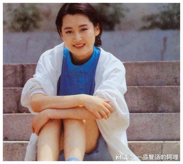 重磅推出，演員楊青科技新品，引領(lǐng)未來(lái)生活新潮流！