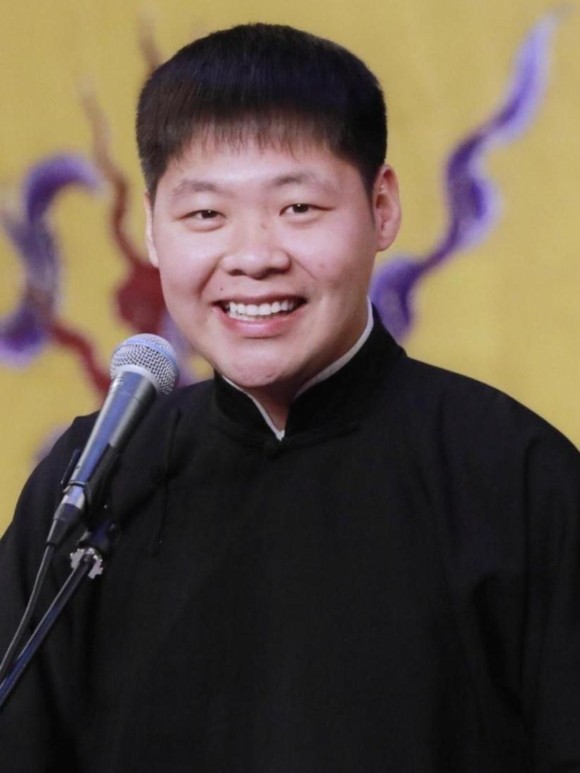 相聲演員鶴，傳承與創(chuàng)新的藝術(shù)人生之旅