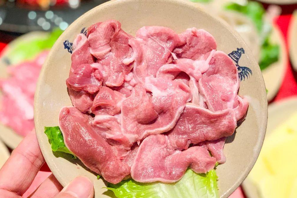 小巷深處的最新火鍋菜品，味覺盛宴的驚喜探索