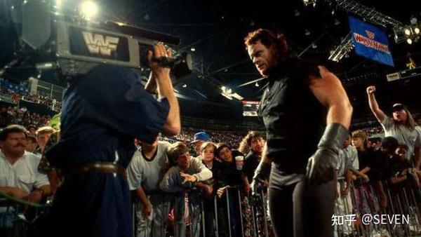 WWE送葬者賽場傳奇再現(xiàn)，最新比賽精彩紛呈