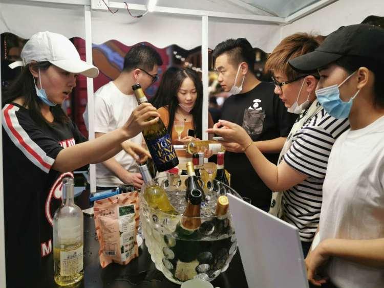 捕魚達人2最新版，小巷神秘寶藏探索與特色小店奇妙之旅