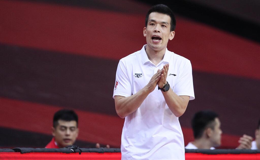 CBA北京隊(duì)最新動態(tài)，籃球情懷、美食驚喜與小巷深處的秘密