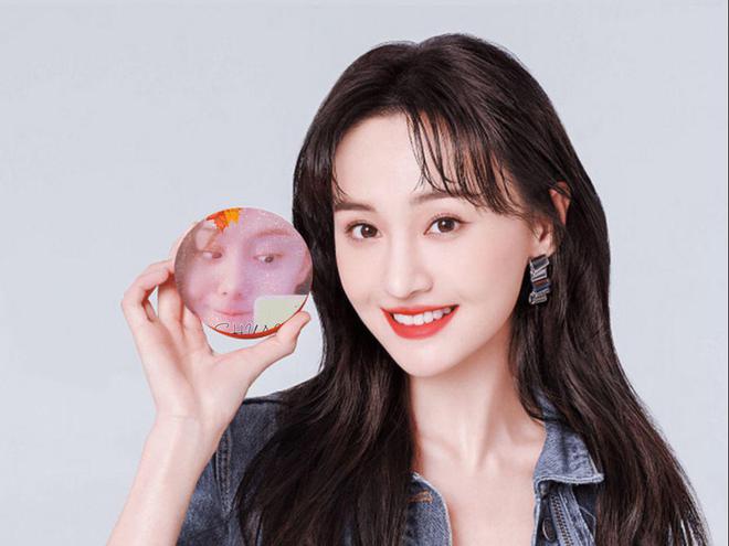 鄭爽2025最新動(dòng)態(tài)，蛻變之路，自信照亮未來成就展望