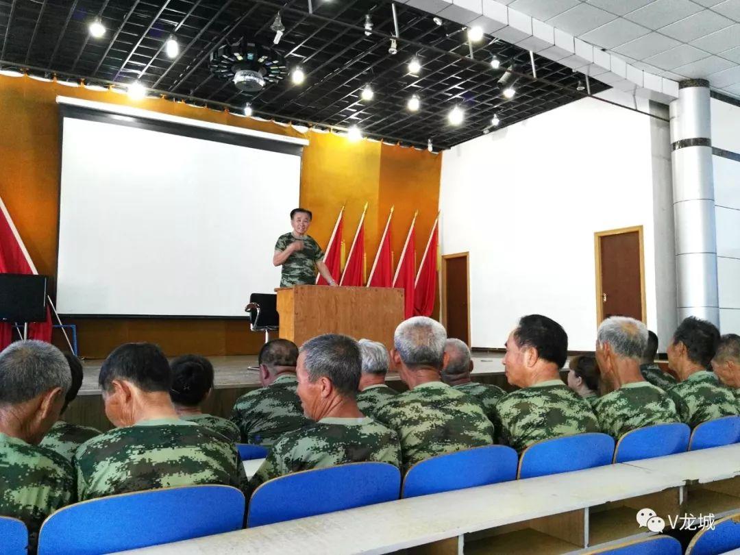 小巷深處的軍迷天堂，最新軍情新聞揭秘