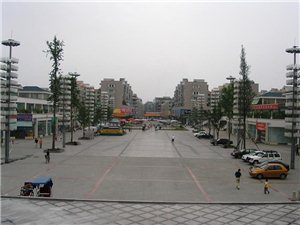 彭山貼吧最新動(dòng)態(tài)，科技新浪潮引領(lǐng)智能產(chǎn)品重磅登場(chǎng)！