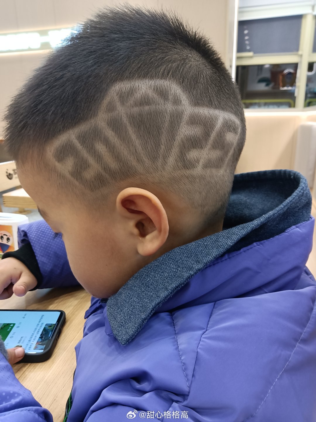 小杰的潮流之旅，最新兒童發(fā)型男的友情故事與發(fā)型風(fēng)采