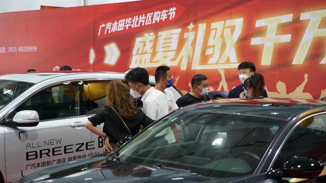 濟(jì)南最新車(chē)展，汽車(chē)行業(yè)盛宴全景呈現(xiàn)