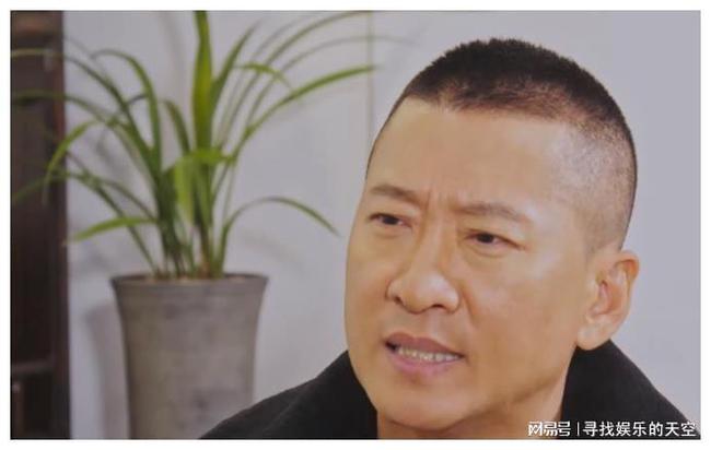 周杰最新?tīng)顩r，事業(yè)與生活多維解讀揭秘！