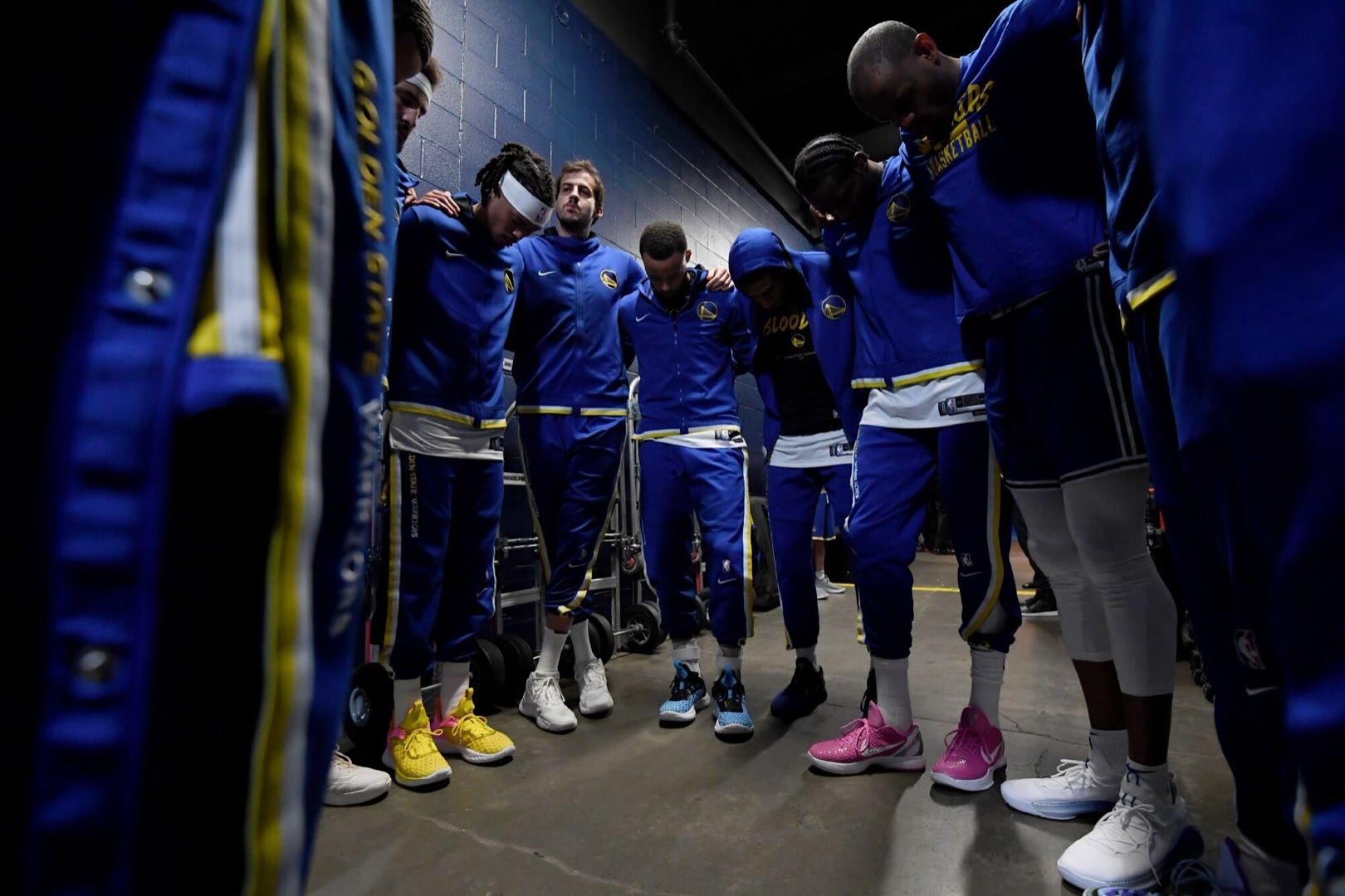 時(shí)代之光下的榮耀軍團(tuán)，勇士最新照片曝光