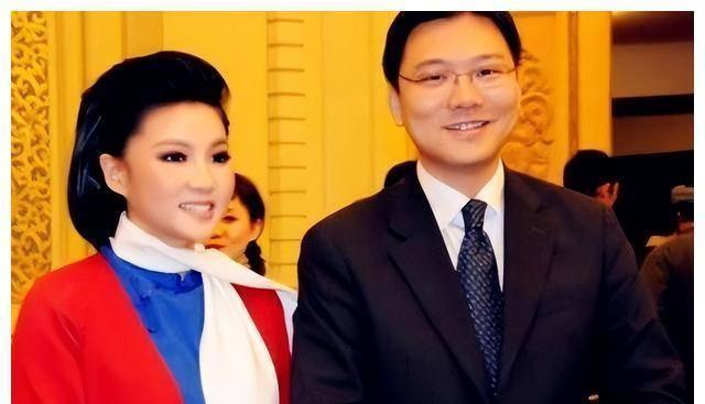 美國回國之旅，家的溫馨與友情奇遇的交織