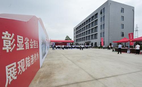 向塘最新動(dòng)態(tài)，科技重塑生活，未來(lái)之光體驗(yàn)之旅