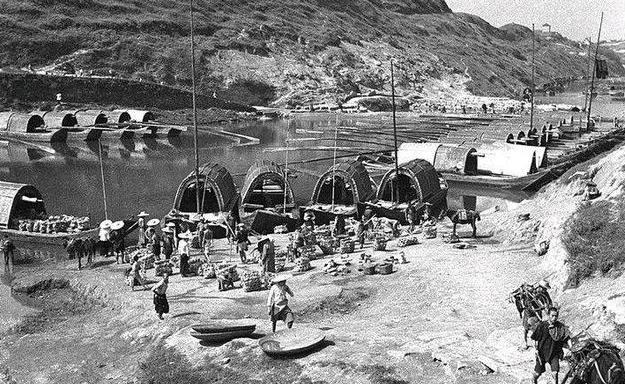 最新?lián)屬忹}現(xiàn)象透視，背后的原因與觀點分析