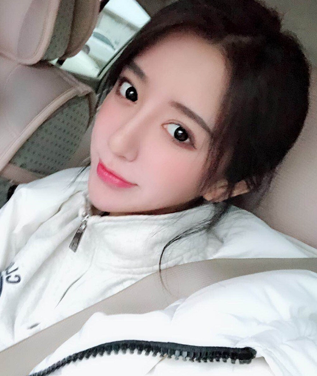 紅人網(wǎng)最新動(dòng)態(tài)，學(xué)習(xí)變化，自信助力夢(mèng)想實(shí)現(xiàn)