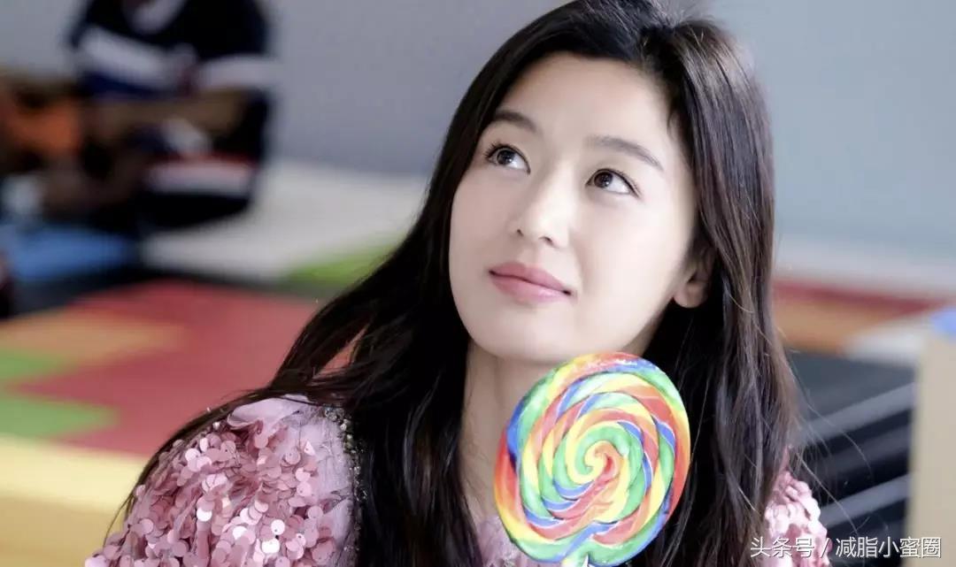 全智賢最新動(dòng)態(tài)，力量與自信之光的蛻變旅程