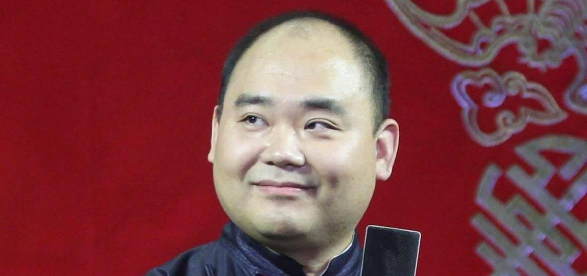 侯震最新，自然美景之旅，探尋內(nèi)心平和之地
