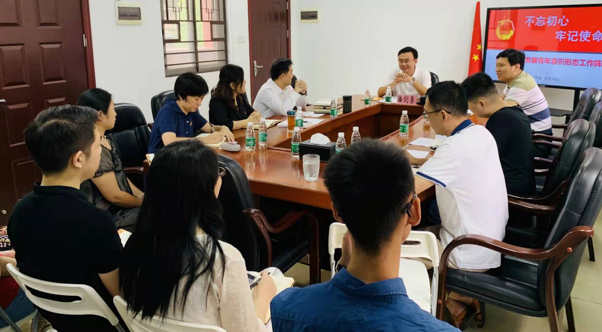 自然美景之旅，黨團(tuán)課最新與內(nèi)心的平和寧靜探尋