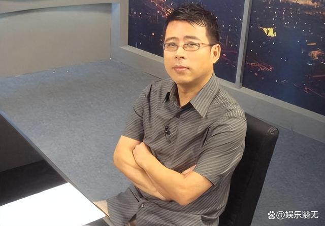 阿丘最新微博，社交媒體時(shí)代的言論自由與責(zé)任探討