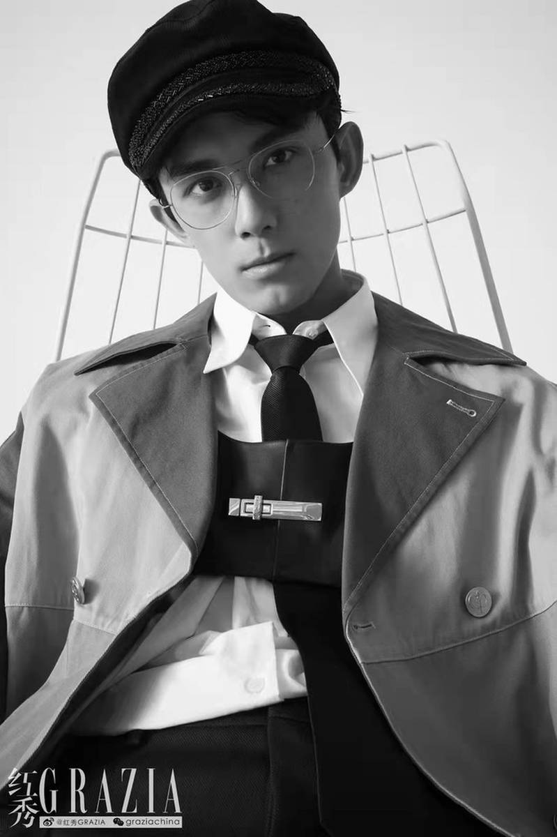 吳磊最新雜志封面，熱血少年的魅力無限風(fēng)采