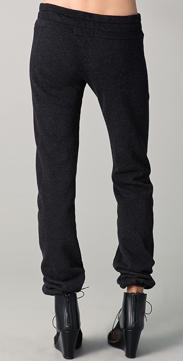 十字褲最新潮流，時(shí)尚潮流還是爭議話題？