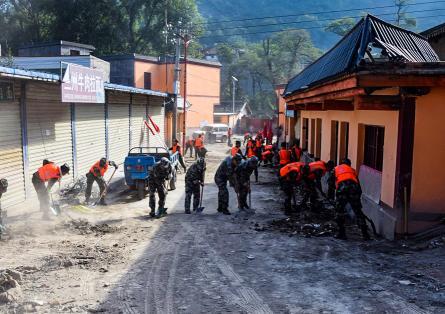 甘肅泥石流最新動(dòng)態(tài)，災(zāi)難預(yù)警與應(yīng)對(duì)策略探討